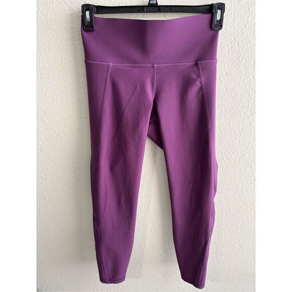 ❤️Old Navy Active High Waist Leggings - Picture 2 of 5